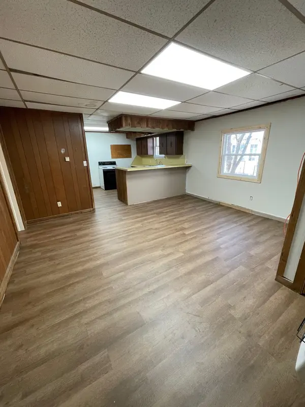 613 S C St, Arkansas City, KS 67005