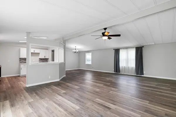 7149 S Lorraine St, Wichita, KS 67216