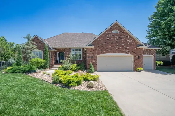 12114 E Killenwood Ct, Wichita, KS 67206