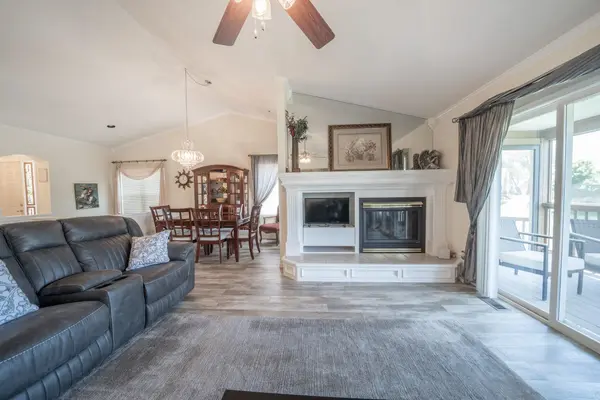 2377 N Lighthouse Cv, Wichita, KS 67205