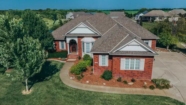 1802 S Triple Crown St, Wichita, KS 67230