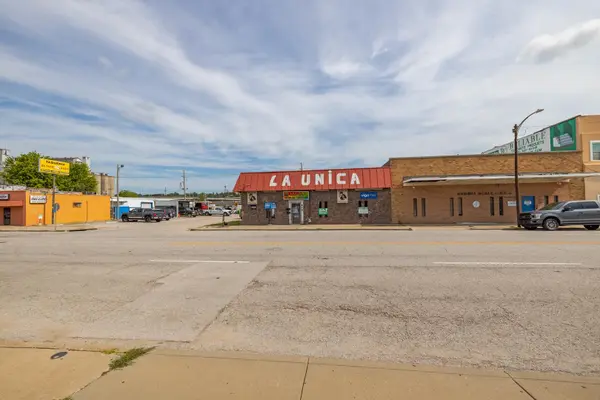 612 & 618 Kansas Ave, Kansas City, KS 66105