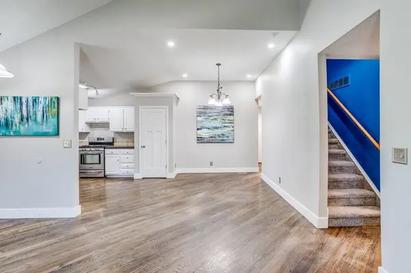 10702 W Rolling Hills Dr Wichita, KS 67212