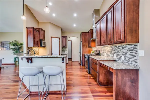 2224 N Flutter Ln, Wichita, KS 67228