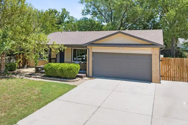 3236 N Brookfield St, Wichita, KS 67226