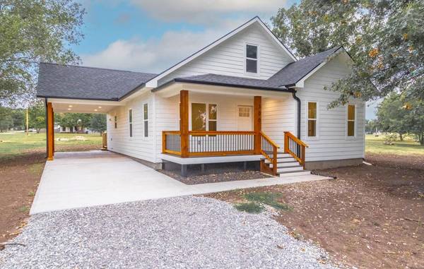 300 S Walnut, Dexter, KS 67038