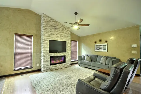 434 S Firefly St, Wichita, KS 67235