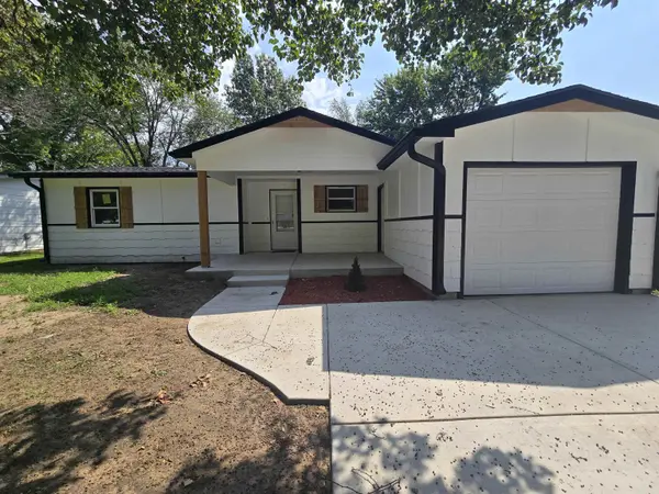 228 N Jane,  Haysville,  KS 67060