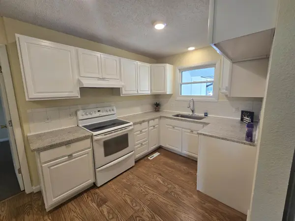 228 N Jane, Haysville, KS 67060