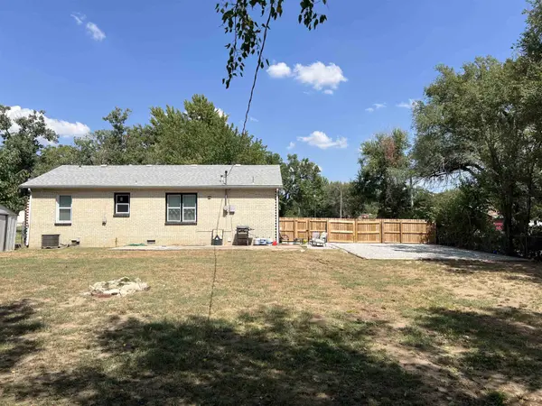 917 W Oak, Arkansas City, KS 67005