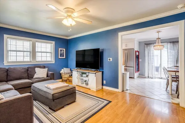174 Western Ave, Haysville, KS 67060