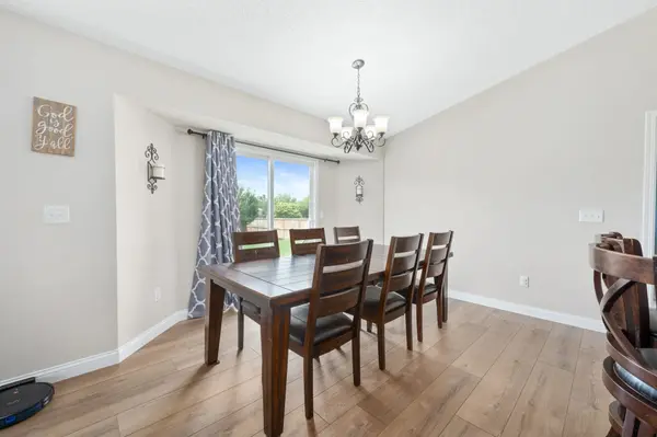 11806 W Wilkinson St, Maize, KS 67101