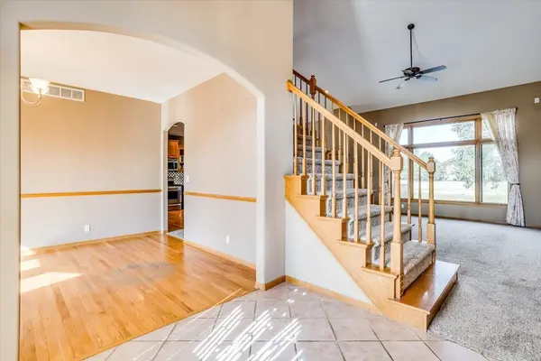 8225 E Oxford Ct, Wichita, KS 67226