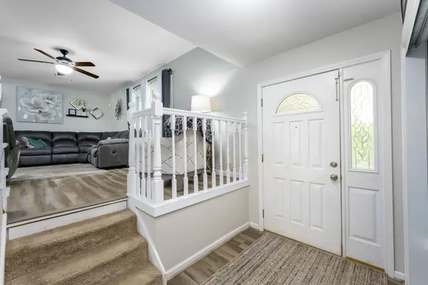 116 S Tarabury Ln, Wichita, KS 67209