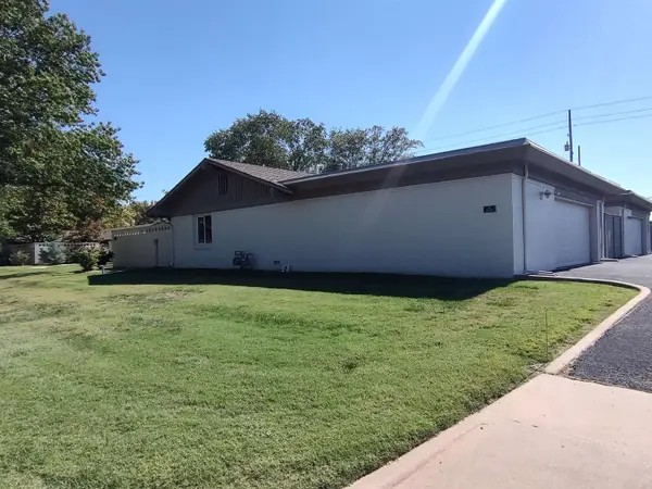 7203 E Huntington St, Wichita, KS 67206