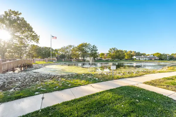 235 S Brownthrush Cir, Wichita, KS 67209