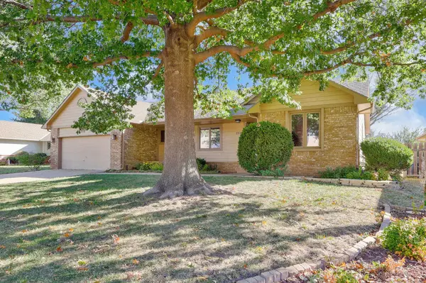 7814 W WESTLAWN CT, Wichita, KS 67212