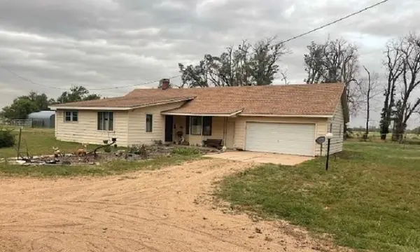 1003 S Woodberry, Burrton, KS 67020