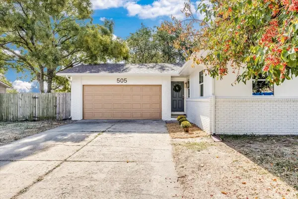 505 E Freeman Ave, Haysville, KS 67060