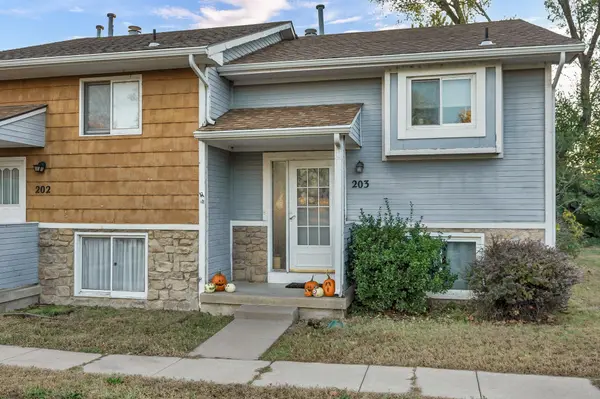 3210 S Handley St,  Wichita,  KS 67217