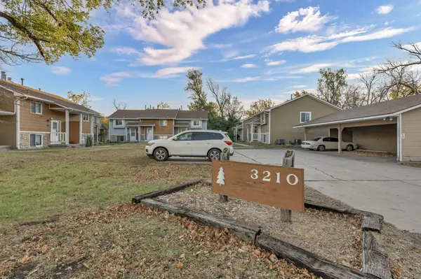 3210 S Handley St, Wichita, KS 67217