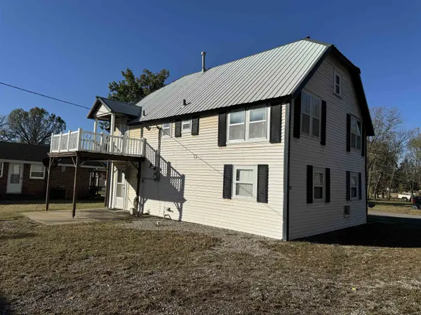 133 S Paw Paw, Howard, KS 67349