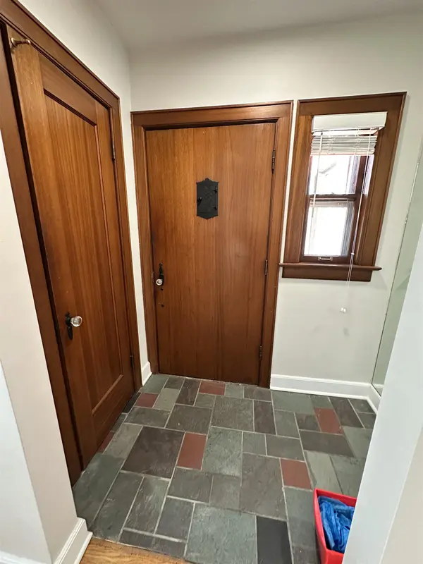 150 S Dellrose Ave, Wichita, KS 67218