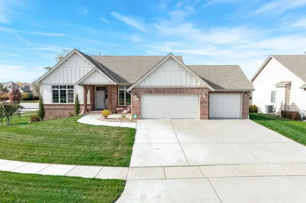 2407 N Sawgrass Ct, Derby, KS 67037