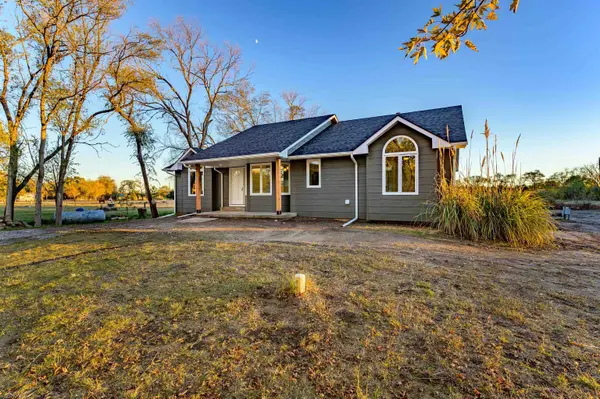 9530 S Pattie Ave, Haysville, KS 67060