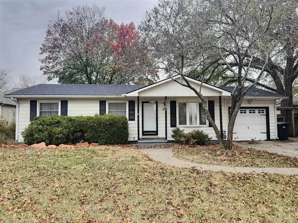 1205 N Elm St, Newton, KS 67114