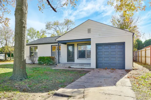 1233 E Donnell St, Wichita, KS 67216