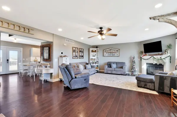 8615 Amber Ridge, Viola, KS 67149
