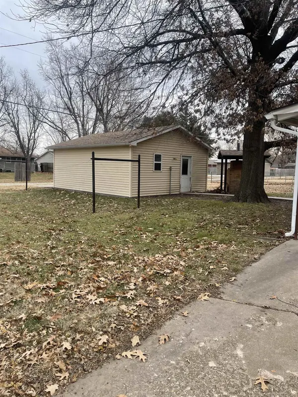 400 S Pine, Inman, KS 67546