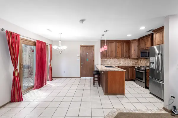 2341 N Bramblewood st, Wichita, KS 67226