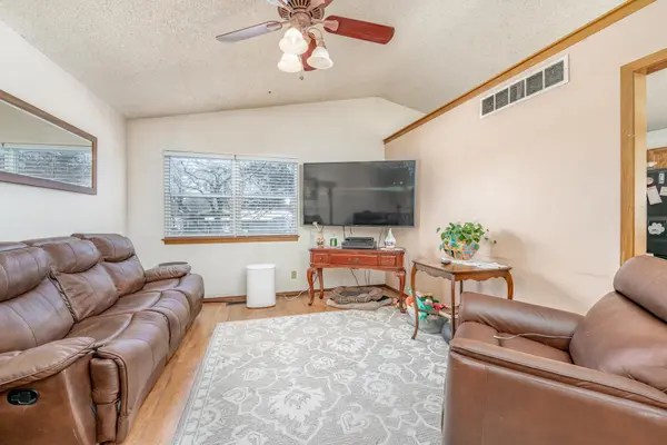 229 S Anderson, Kechi, KS 67067
