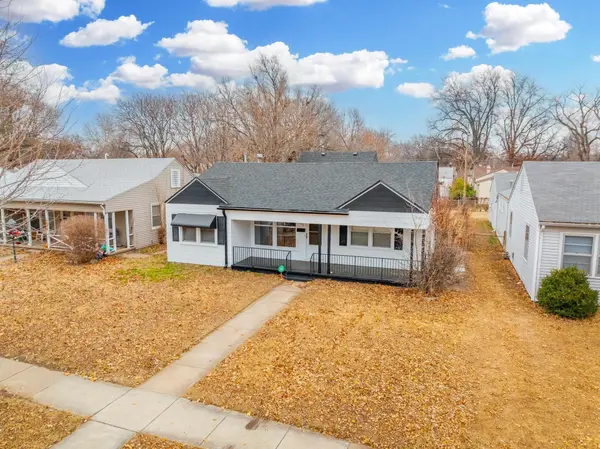 1752 S Estelle St, Wichita, KS 67211