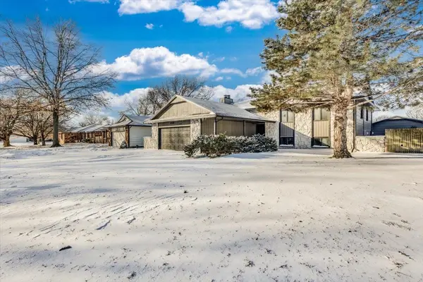 1423 N Stoney Point St, Wichita, KS 67212