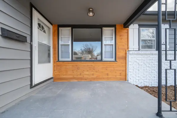 618 S Fabrique Dr, Wichita, KS 67218