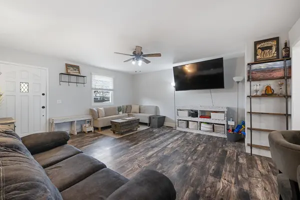 15897 SW Indianola Rd, Rose Hill, KS 67133-8132