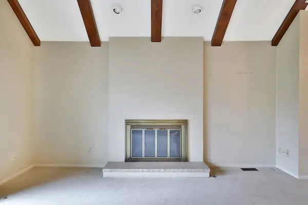 9105 E Peppertree Cir, Wichita, KS 67226