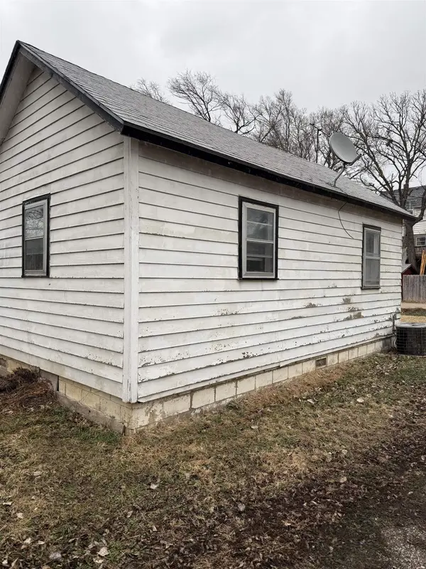 735 N Bluff, Augusta, KS 67010