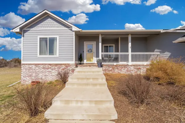 10686 SW 210th St, Douglass, KS 67039