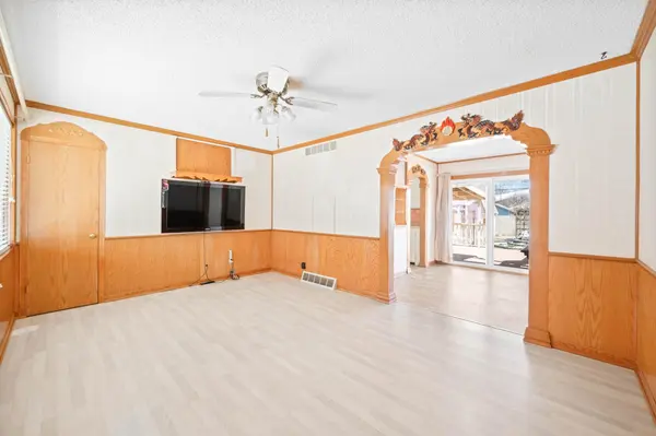 2334 S Pattie St, Wichita, KS 67211