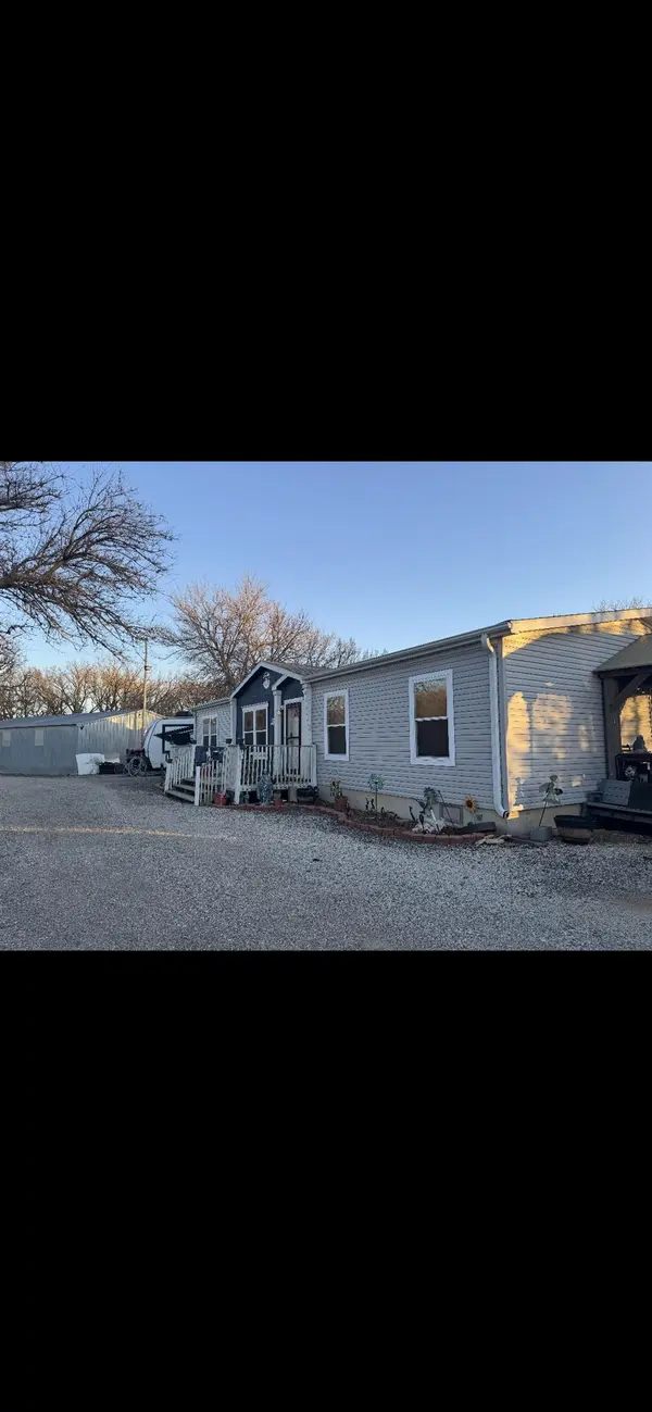 6469 NE 75th St, El Dorado, KS 67042