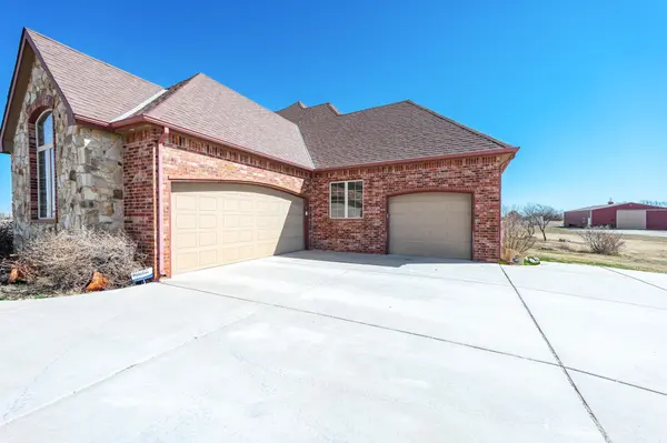 8210 SW Meadowlark Rd, Andover, KS 67002