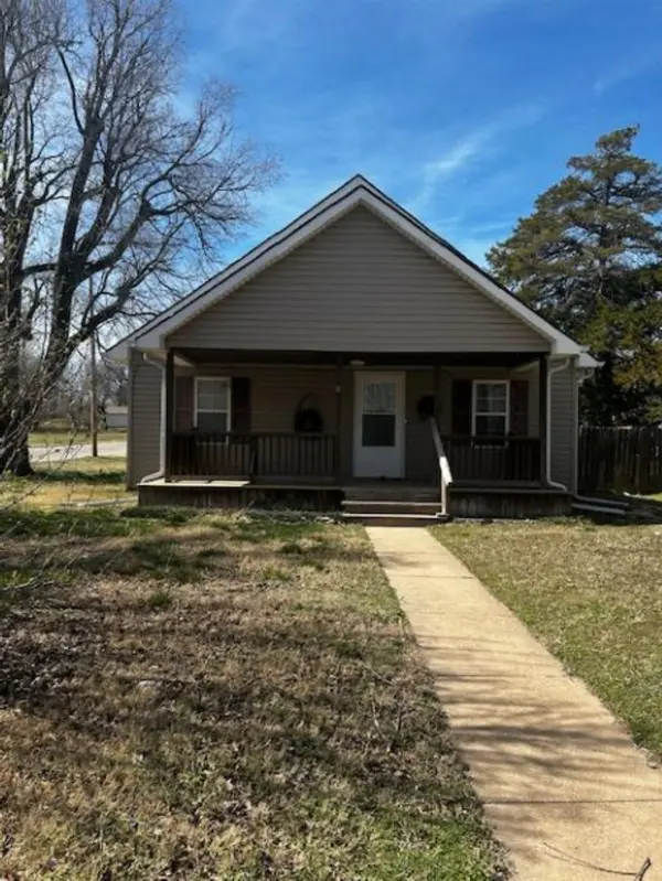1003 N 5th, Arkansas City, KS 67005