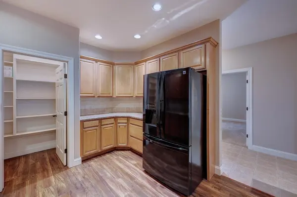 3517 Lakeshore Dr, Winfield, KS 67156