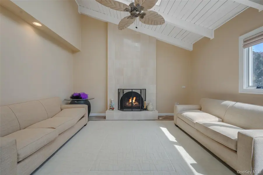 3935 Sally Lane, Oceanside, NY 11572