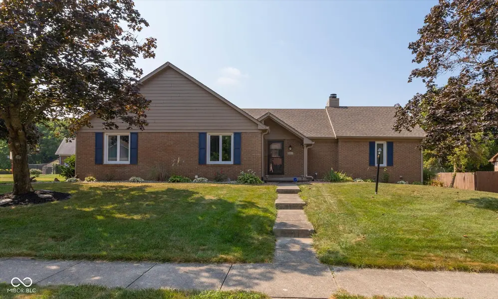 5811 Bold Ruler DR, Indianapolis, IN 46237