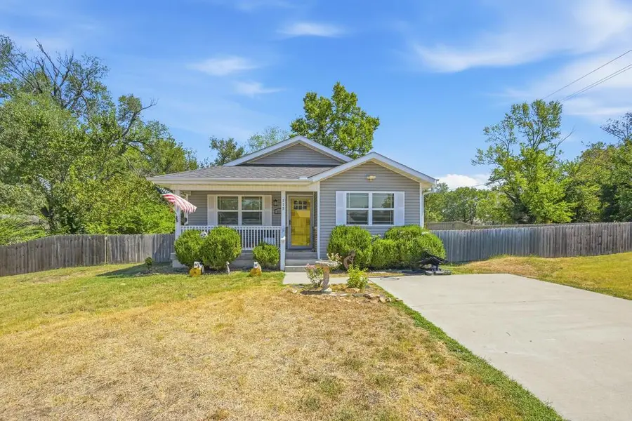 115 S Mccoy AVE, Joplin, MO 64801